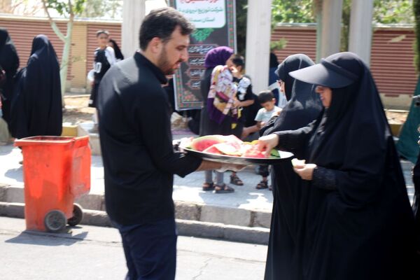 راهپیمایی دلدادگان حسینی در شهرستان سمنان