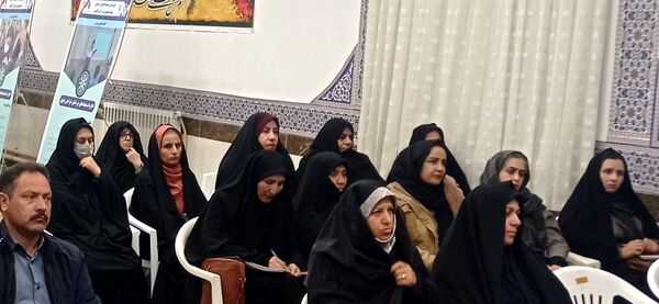 جلسه هدایت تحصیلی در دبیرستان استعدادهای درخشان دوره اول کاشمر