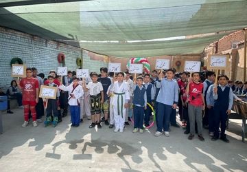 برگزاری المپیاد ورزشی به مناسبت روز دانش‌آموز در دبستان یاسین
