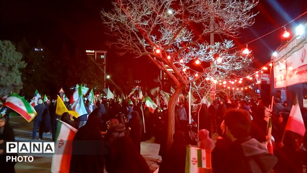 قدرت پنهان همبستگی: چگونه اتحاد مردم جهان را تغییر می‌دهد