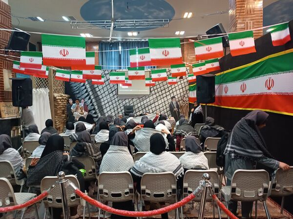 طرح سفیران عشق در گلزار شهدای شهرستان قدس