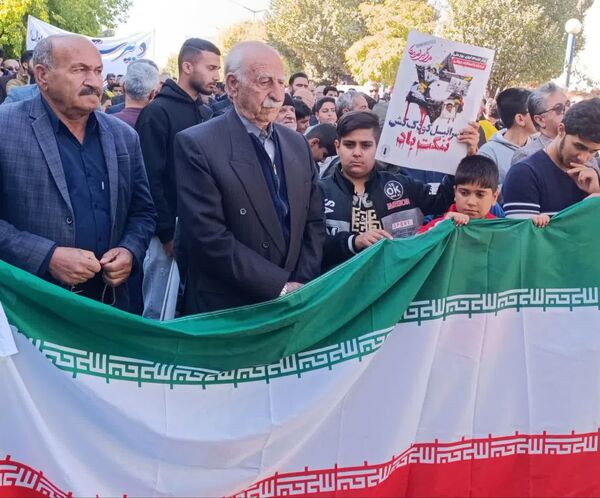 برگزاری راهپیمایی ۱۳ آبان در شهرستان اسلام آباد غرب