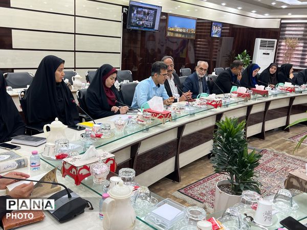 سی و ششمین جلسه ستاد راهبری نماد در بوشهر با تأکید بر بهره‌گیری از ظرفیت‌های سازمان دانش‌آموزی 