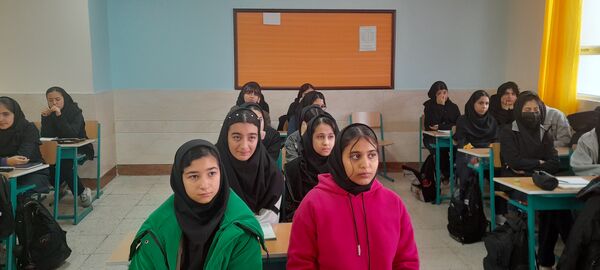 برگزاری جلسه هدایت تحصیلی برای دانش‌آموزان دبیرستان فرزانگان استعداد درخشان ملارد