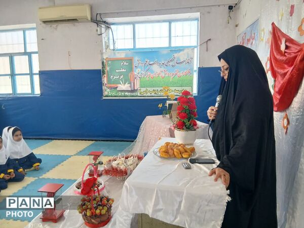 دانش آموزان هویزه به استقبال اول مهر رفتند
