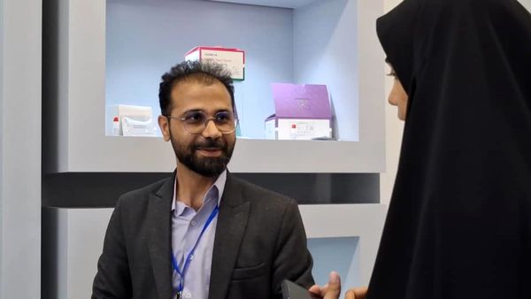 بازدید خبرنگاران‌پانا از نمایشگاه ستاد توسعه فناوری های نانو و میکرو