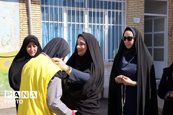 مسابقات ورزشی جام اقتدار ایران دبیرستان دخترانه فاطمه الزهرا ناحیه دو یزد