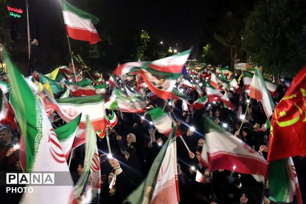  نود و یکمین شب از اجتماعات در حسینیه امام خمینی میهمان قاب پانا