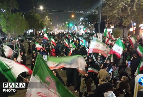 صدای قدم های باران، هنگامه ای متفاوت در مسجد جامع 