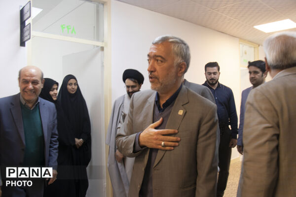 بازدید مدیرکل آموزش و پرورش خراسان رضوی از حوزه معاونت پرورشی و فرهنگی 