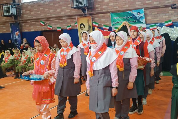 همایش بزرگ یاوران انقلاب در فیروزکوه