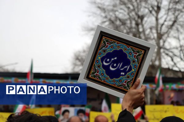 خروش حماسی مردم کردکوی در آیینه‌ شکوه ۲۲ بهمن