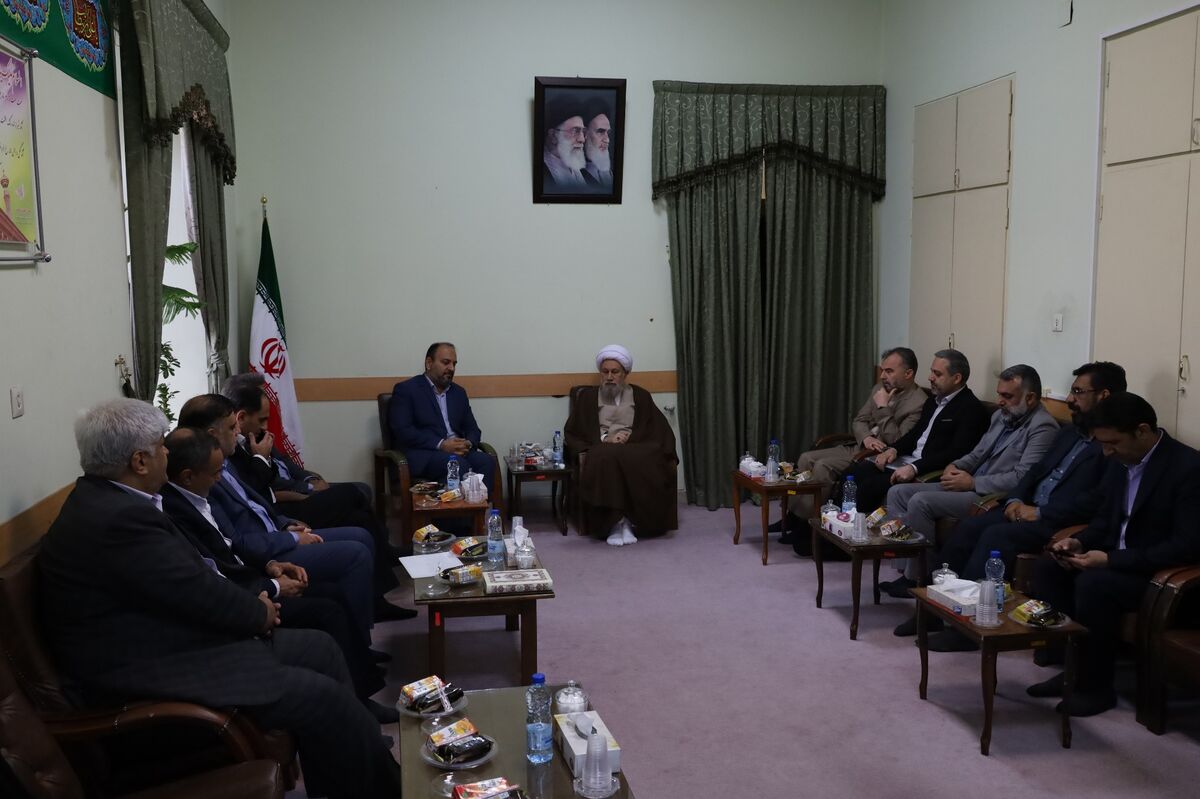 طراحی و اجرای دوره تحولی برای دانش آموزان براساس ایده های شهیدان رجایی و باهنر و نیاز های روز نسل جدید
