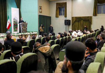 هیچ ملتی با تکیه بر دیگران پیشرفت نکرده است