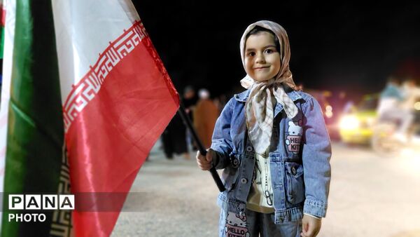 طنین «الله اکبر» در فتح‌آباد، آینه‌ی بیعت با رهبر شد