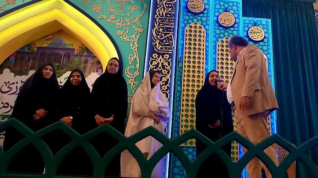 ضیافت همدلی و معنویت بسیجیان دبیرستان برازنده مقدم یک یزد