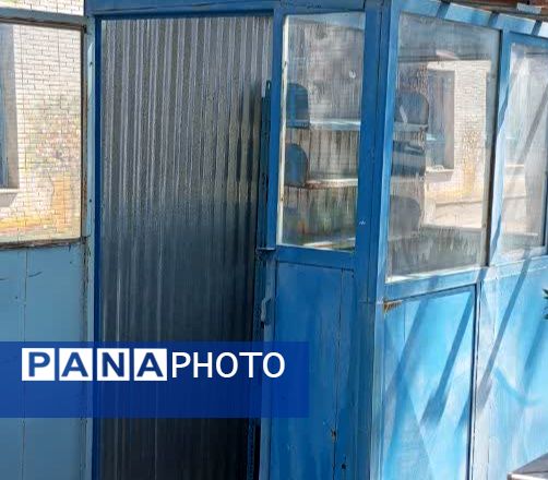 پروژه مهر دبیرستان دخترانه بنت الهدی کوهپایه رنگ آمیزی تجهیز و پاکسازی برای خلق محیطی الهام بخش و یادگیری مثبت