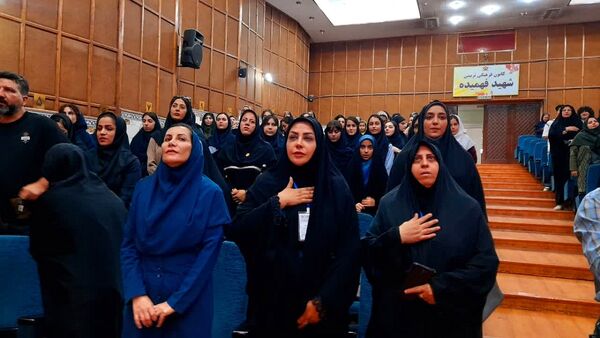 برگزاری اختتامیه جشنواره نوجوان سالم و یاریگران زندگی در کانون شهید فهمیده کرج