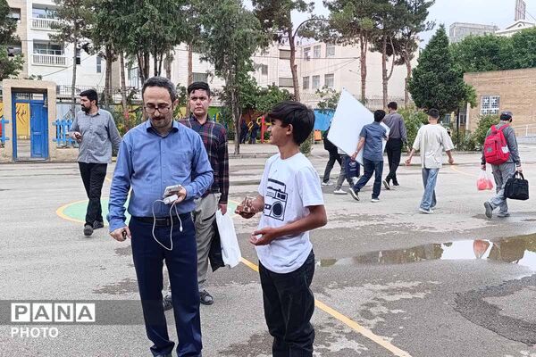 نمایش توانمندی دانش‌آموزان در جشنواره نوجوان خوارزمی/2