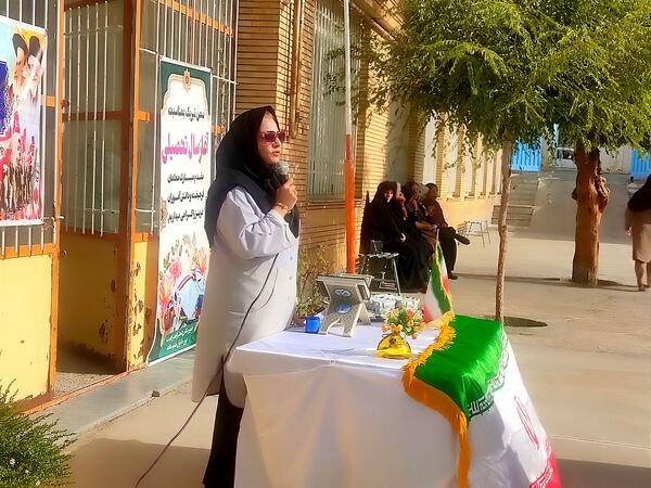  جشن جوانه ها در دبیرستان رفعت کاشمر