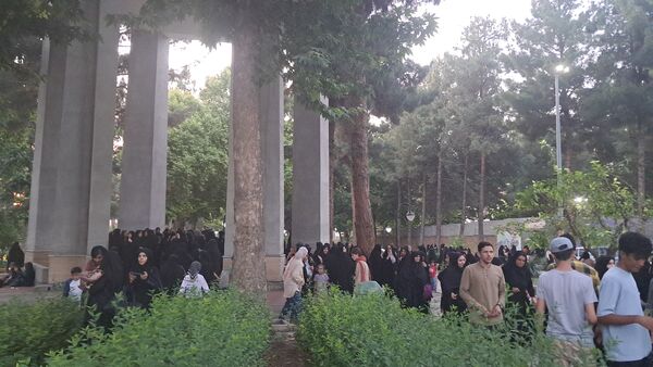 مراسم دعای عرفه درجوار شهدای گمنام پارک وحدت شهرستان آشخانه