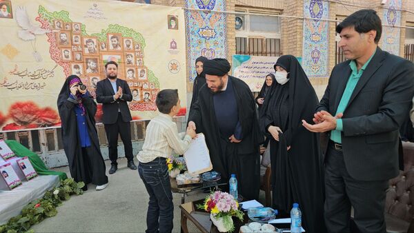 دبستان انقلاب اسلامی میزبان پروژه‌های ورزشی و استمرار طرح شهید سلیمانی