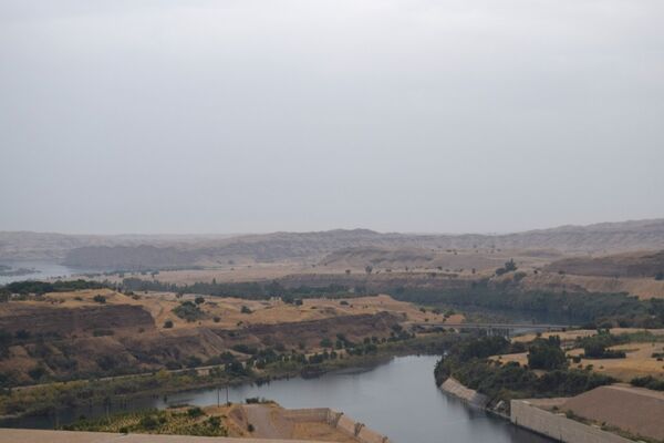 اردو راهیان نور دانش‌آموزی و بازدید از مناطق عملیاتی جنوب کشور و یادمان‌های شهدای دفاع مقدس