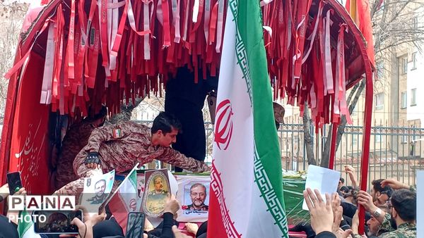 تشیع پیکر دو شهید فارسانی در شهرکرد