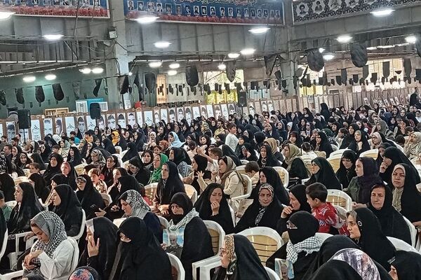 همایش خانوادگی زیر سقف آرامش در مصلی نسیم‌شهر