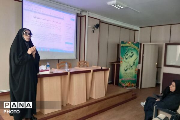 دوره آموزش و مهارت افزایی تغذیه و نگهداری از کودک در ناحیه دو شهرری 
