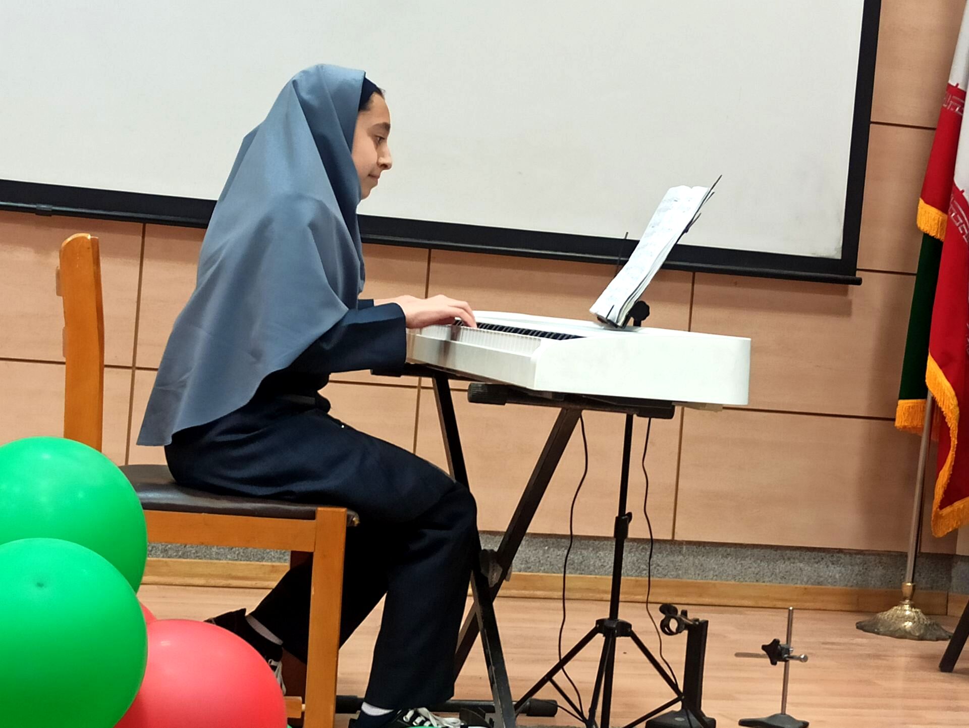 چهل‌و چهارمین جشنواره فرهنگی و هنری امید فردا در رشته تک نوازی