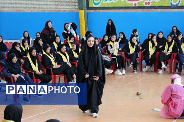 برگزاری اردوی تمشک در شهرستان گرمه 