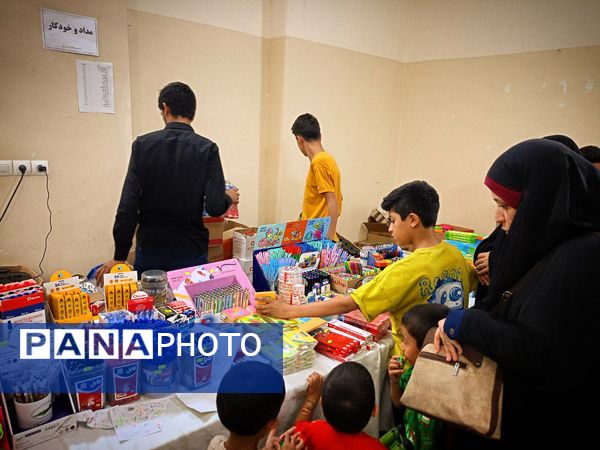 نمایشگاه نوشت‌افزار ایرانی اسلامی در کاشمر