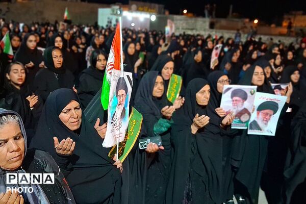 حضور شامگاهی مردم داغدار در پارکینگ شهرداری شهرستان باشت