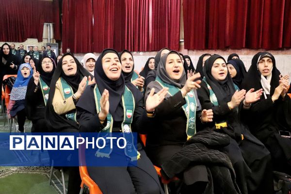 دومین روز اردوی آموزشی مربیان کاردان سازمان دانش‌آموزی آذربایجان شرقی