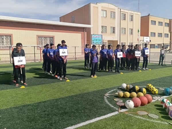 افتتاحیه المپیاد ورزشی درون مدرسه ای شهید بهشتی 
