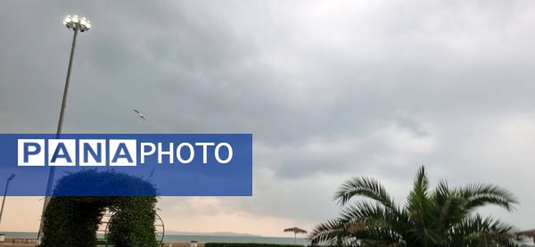 بارش باران چهره بندرعباس را پاییزی و دل‌انگیز کرد