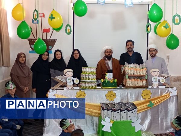 جشن قرآن در دبستان حاج محمد عجب شیر 