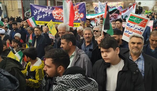 شور و حماسه راهپیمایی 22 بهمن در شهر جعفریه