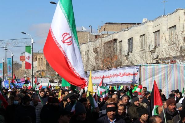 یک زنجان متحد در روز ۲۲بهمن 