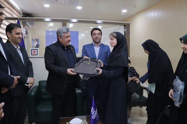 حضور مدیرکل فرهنگ و ارشاد اسلامی آذربایجان شرقی در دفتر خبرگزاری پانا استان به‌مناسبت روز خبرنگار