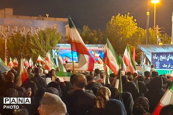 سی شب کنار هم در تجمعات خونخواهی رهبر شهید