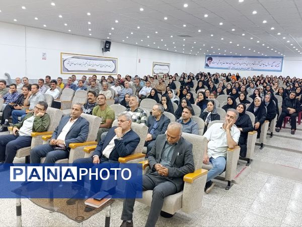 اولین جلسه انجمن اولیا و مربیان دبیرستان رئیس زاده شهرستان خلیل آباد 