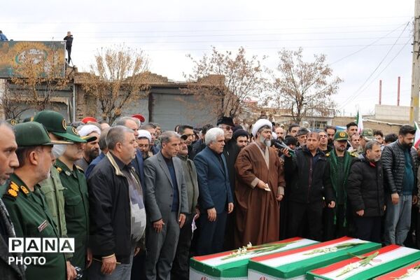 تشییع با شکوه چهار شهید وطن از دیار مرند با حضور مدیرکل آموزش و پرورش آذربایجان شرقی 