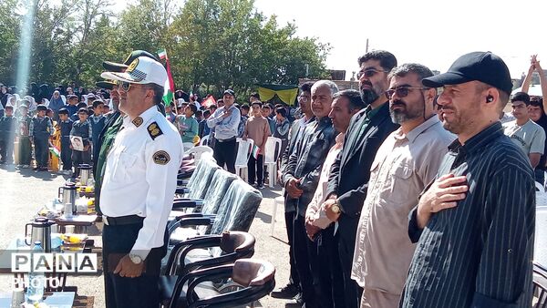 آیین بازگشایی مدارس و افتتاح طرح‌های ورزشی در جلگه رخ  