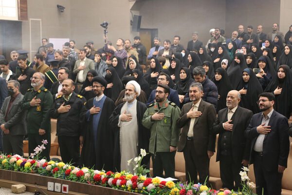 رونمایی از کارت خدمت جهادی معلمان در قم