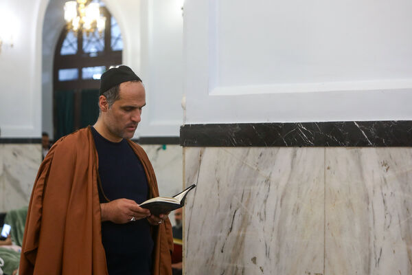 آیین معنوی اعتکاف در حرم مطهر رضوی- ۳