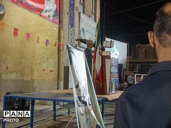 اجلاس سراسری نماز و تجلیل از دانش‌آموزان فعال در حاجی‌آباد