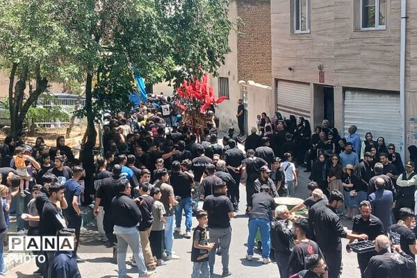 طنین صدای «یا حسین» در آسمان شهر