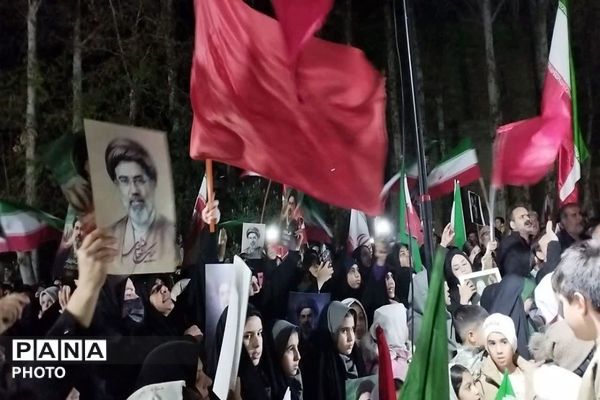 طنین فریاد «لبیک یا امام» در پیشوا؛ دبستان آیت‌الله خامنه‌ای به نام «شهید امام سید علی حسینی خامنه‌ای» تغییر یافت